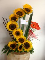 adornos floral con girasoles