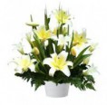 adornos florales con Azucenas